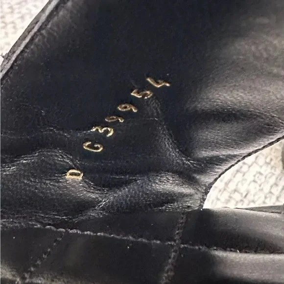 NEW CHANEL Black Chain Gold CC Logo Quilted Mules Slide w/Receipt - Picture 10 of 12